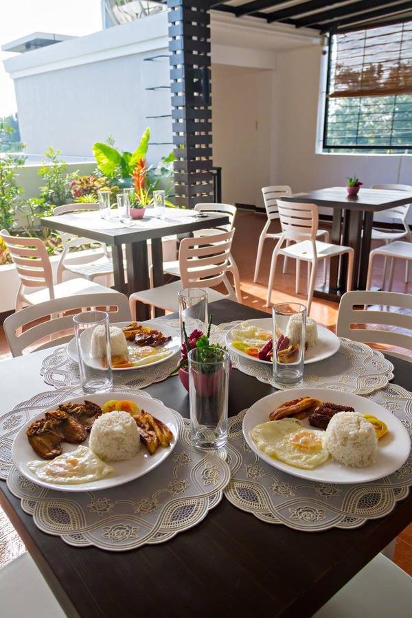 Globetrotter Inn - Palawan Inc. Пуэрто-Принцеса Экстерьер фото